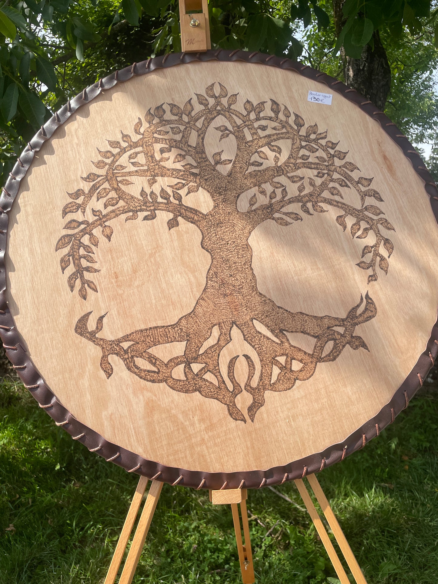 Bouclier Yggdrasil