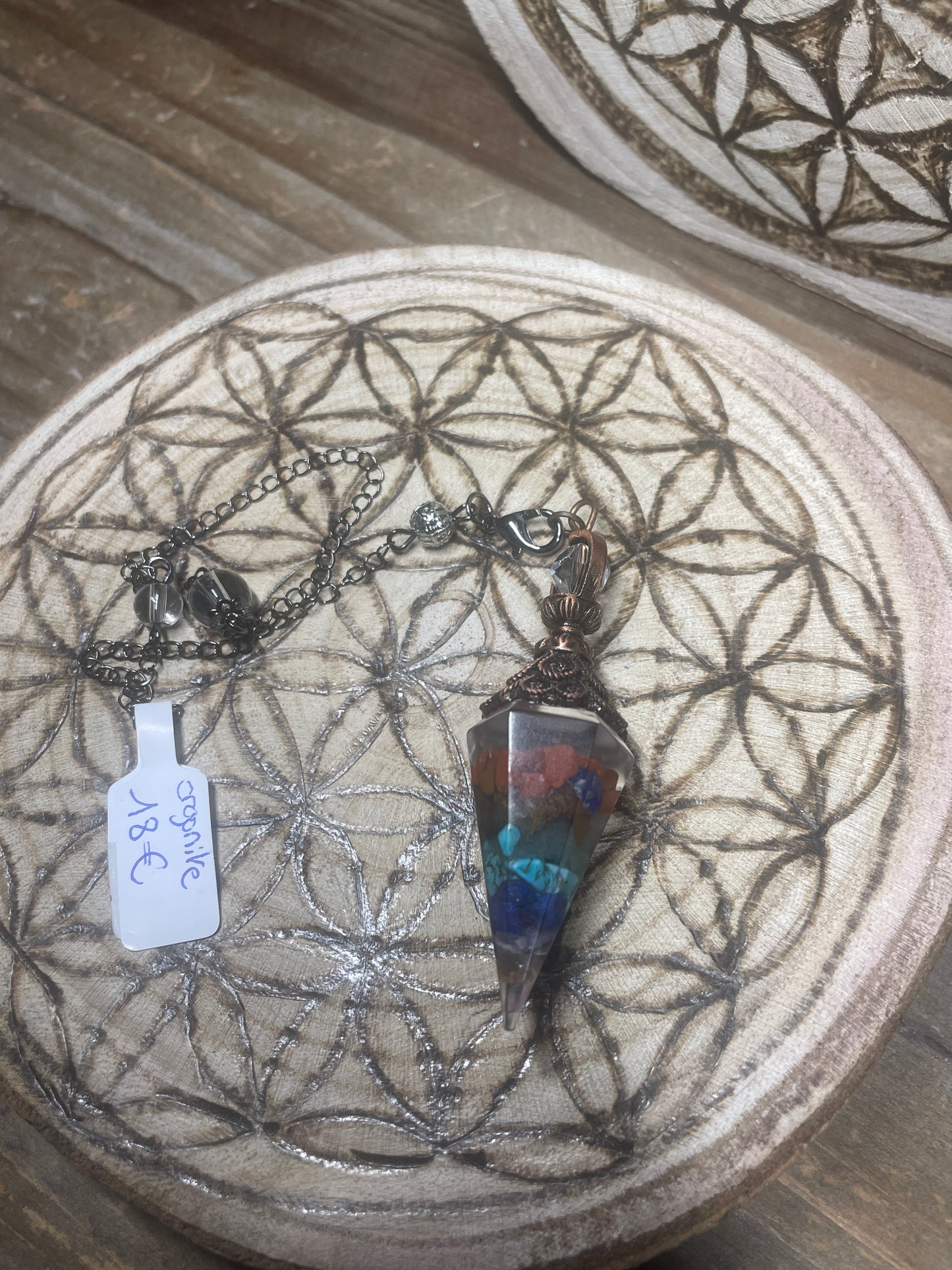Pendule Orgonite 7 chakras