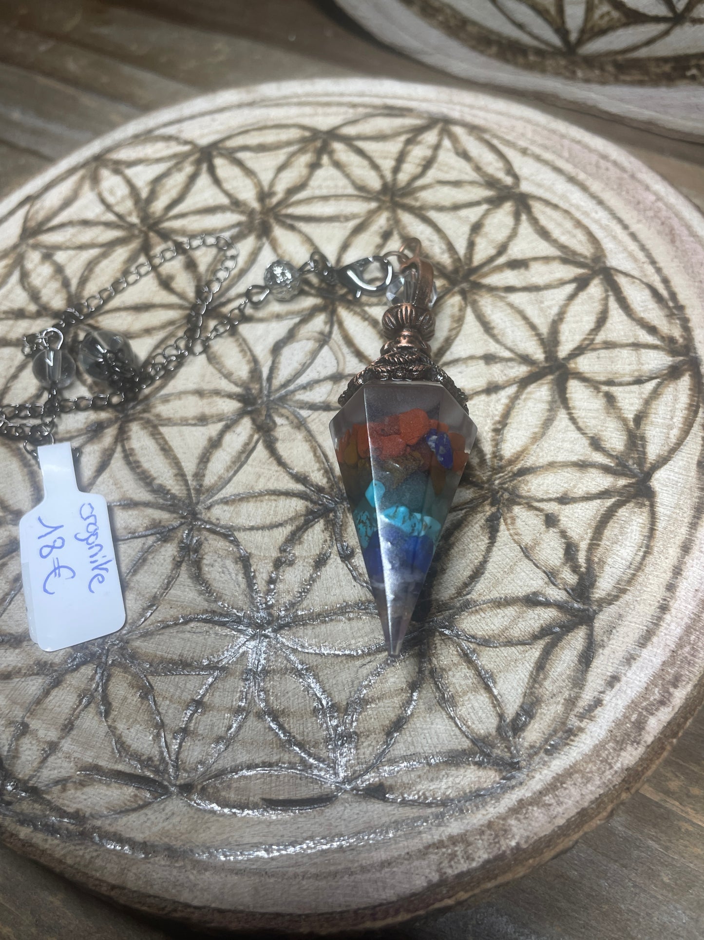 Pendule Orgonite 7 chakras