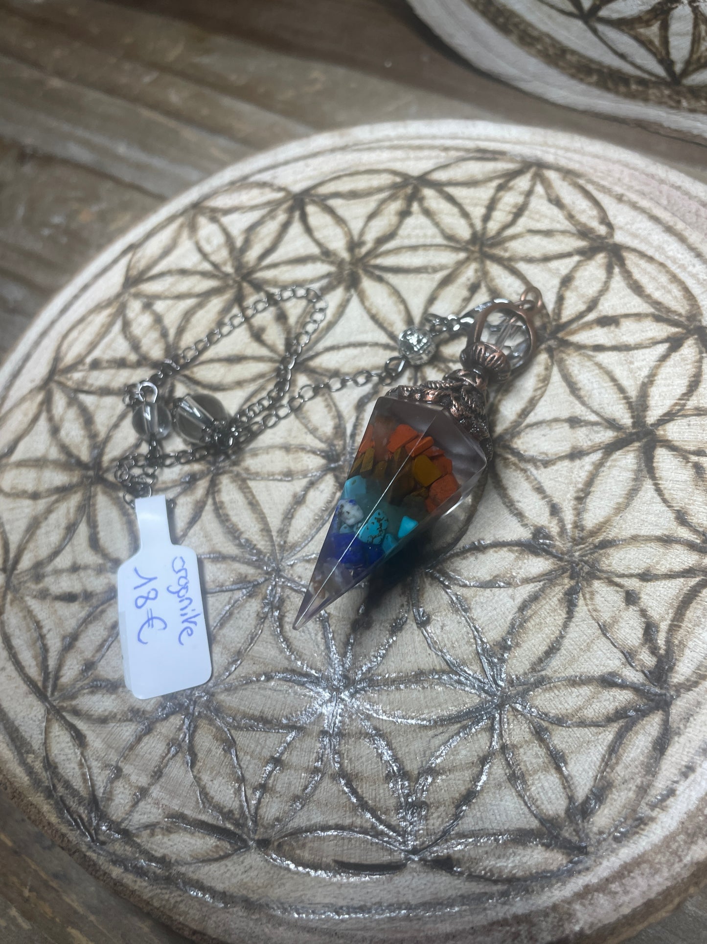 Pendule Orgonite 7 chakras