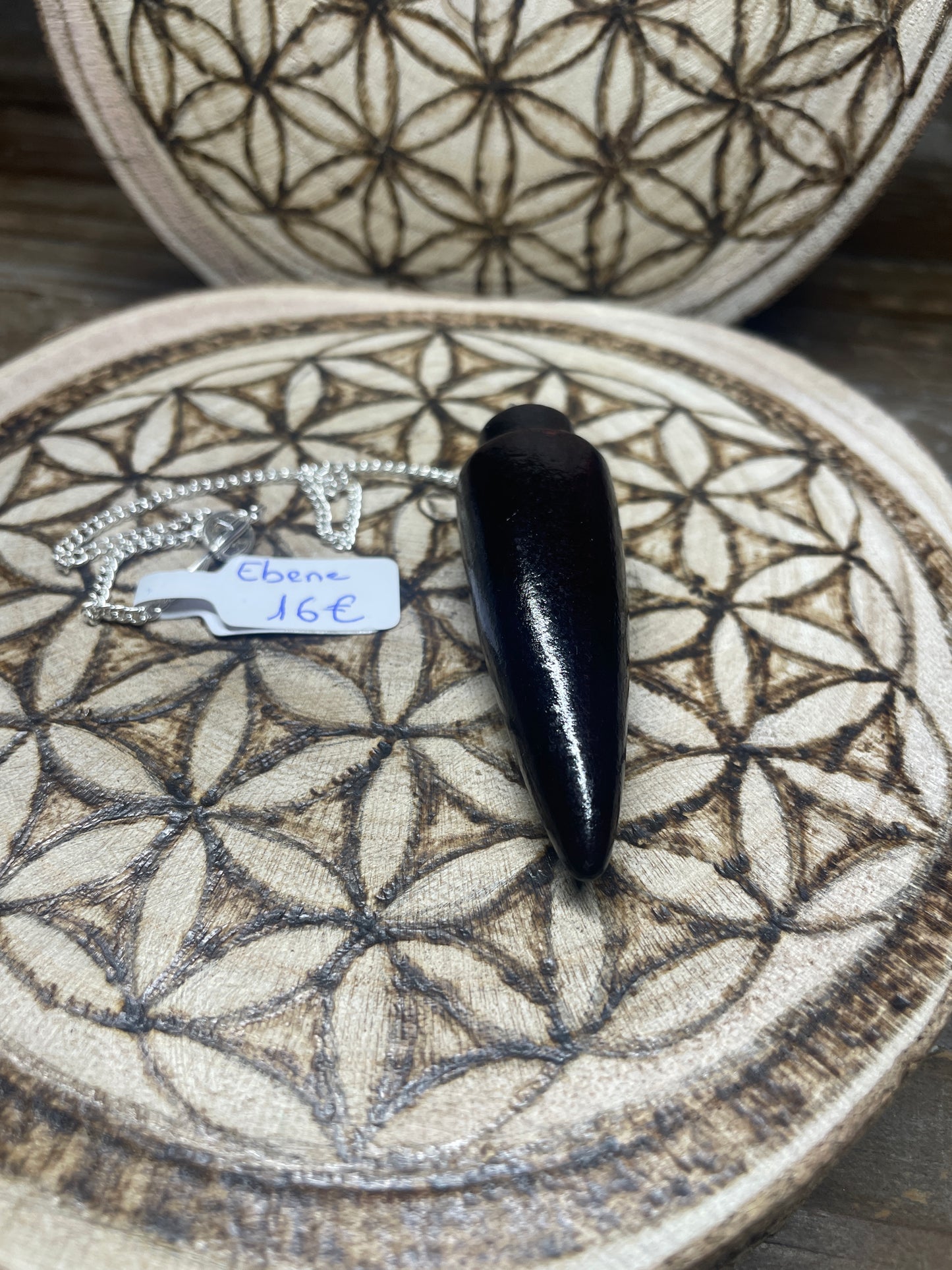 Pendule en bois d'ébène modèle B