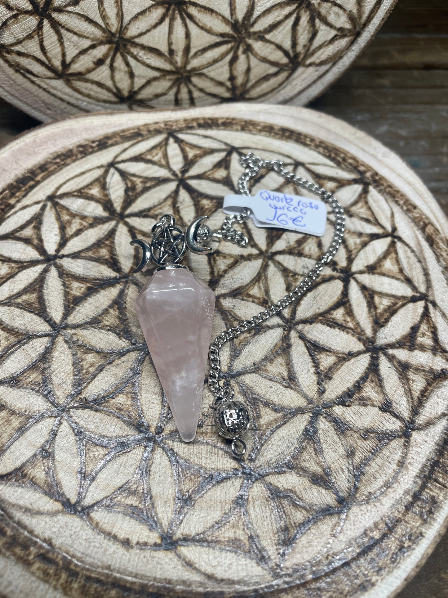 Pendule wicca en quartz rose