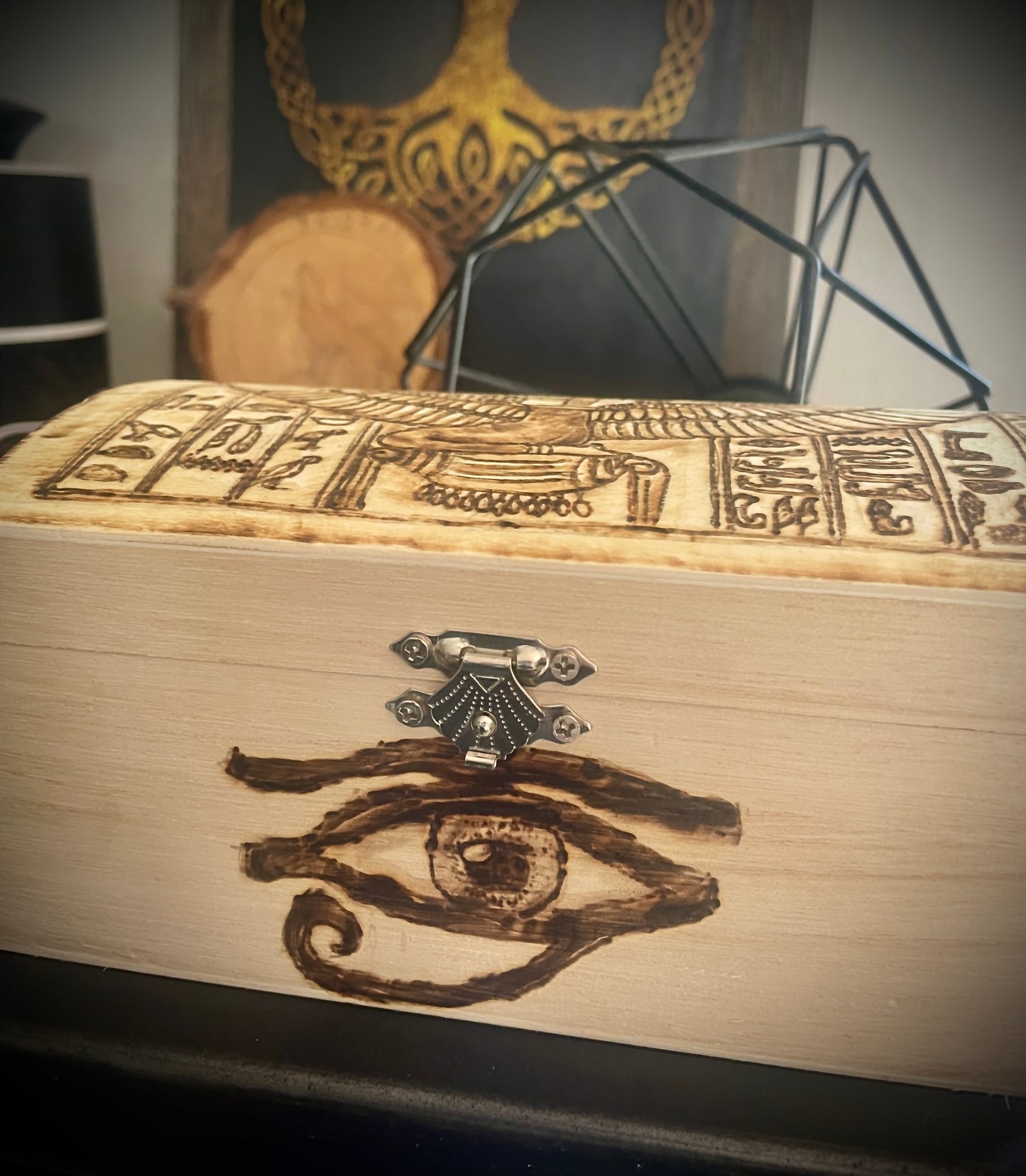 Petit coffret ISIS