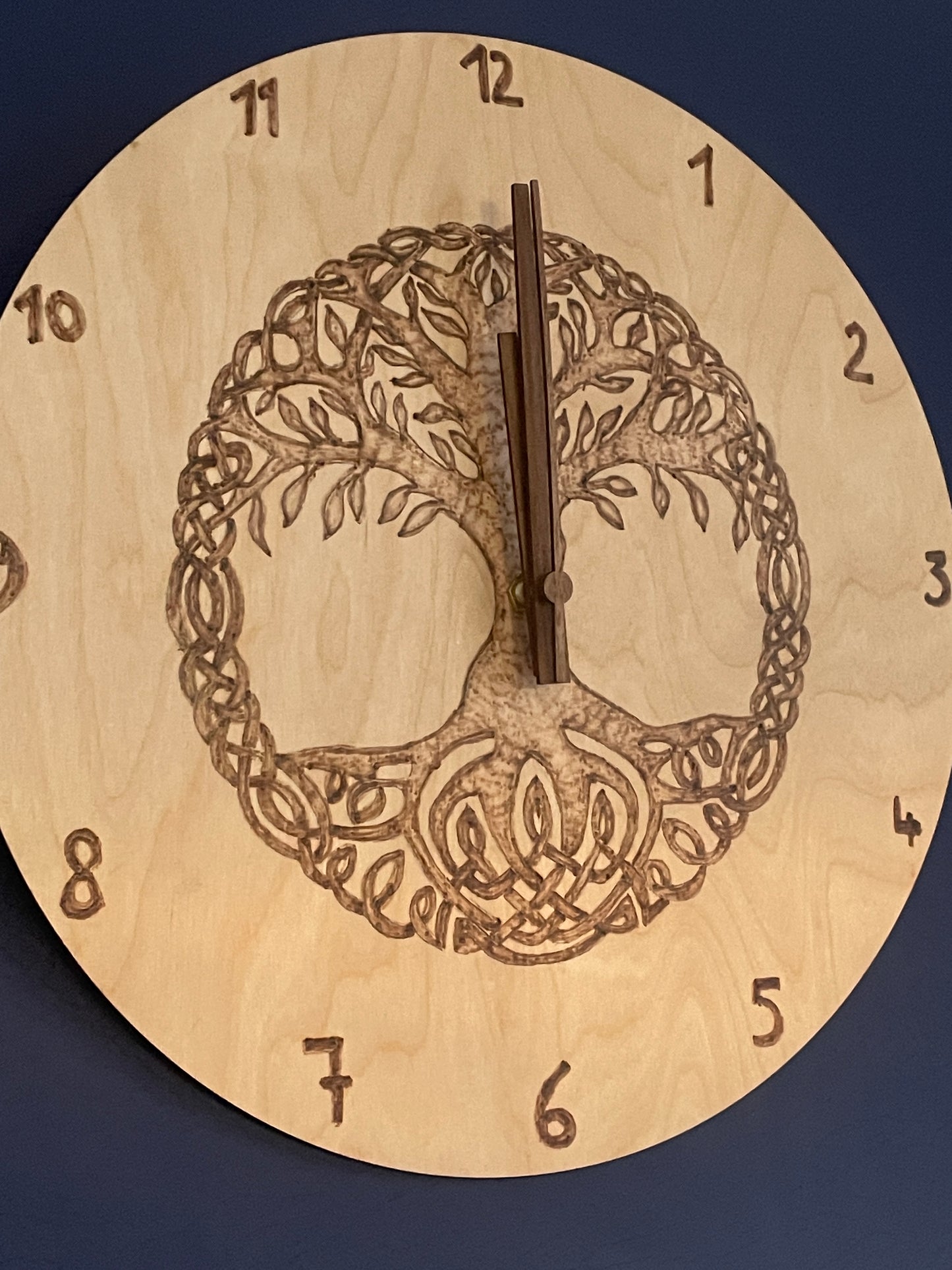 Horloge Yggdrasil