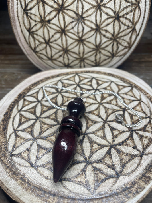 Pendule en bois d'ébène modèle C