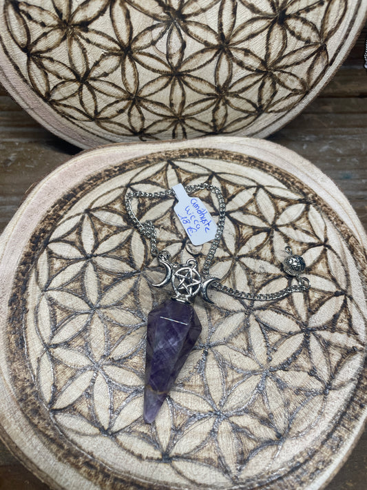 Pendule wicca en améthyste