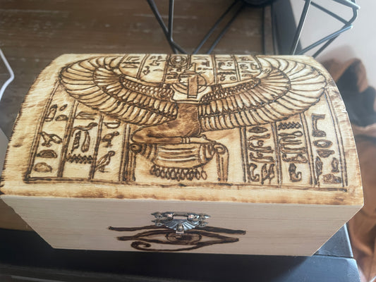 Petit coffret ISIS
